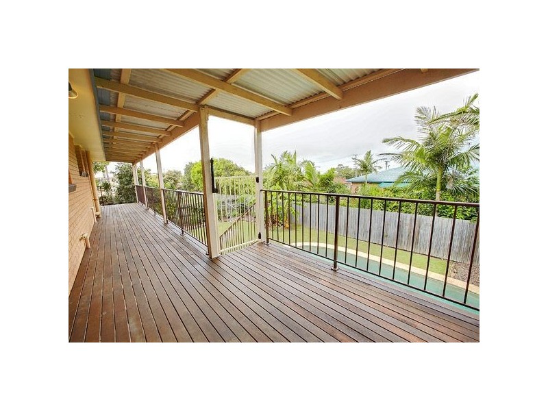 17 Pinaroo Street, Battery Hill QLD 4551