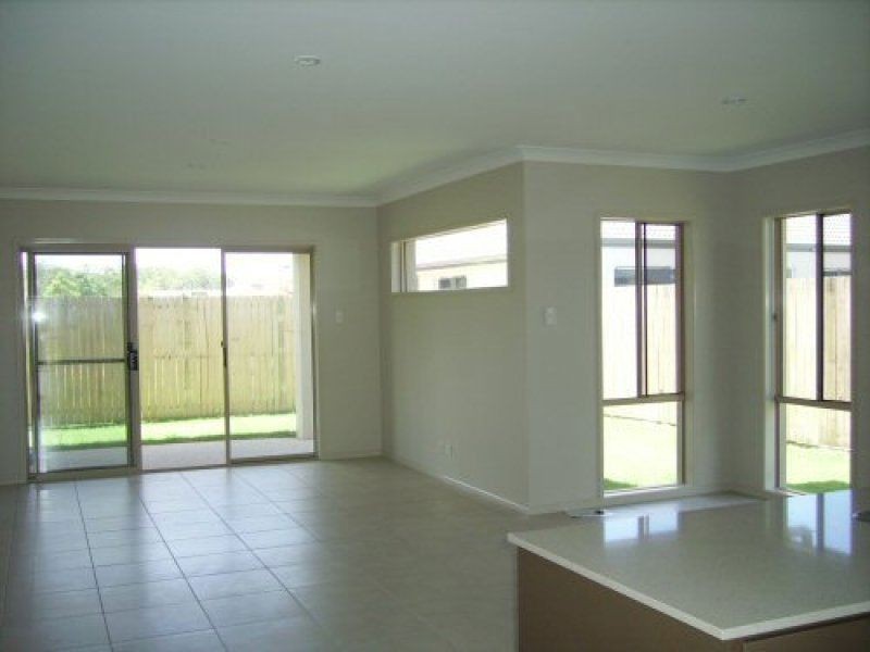 34 Gippsland Place, Caloundra West QLD 4551