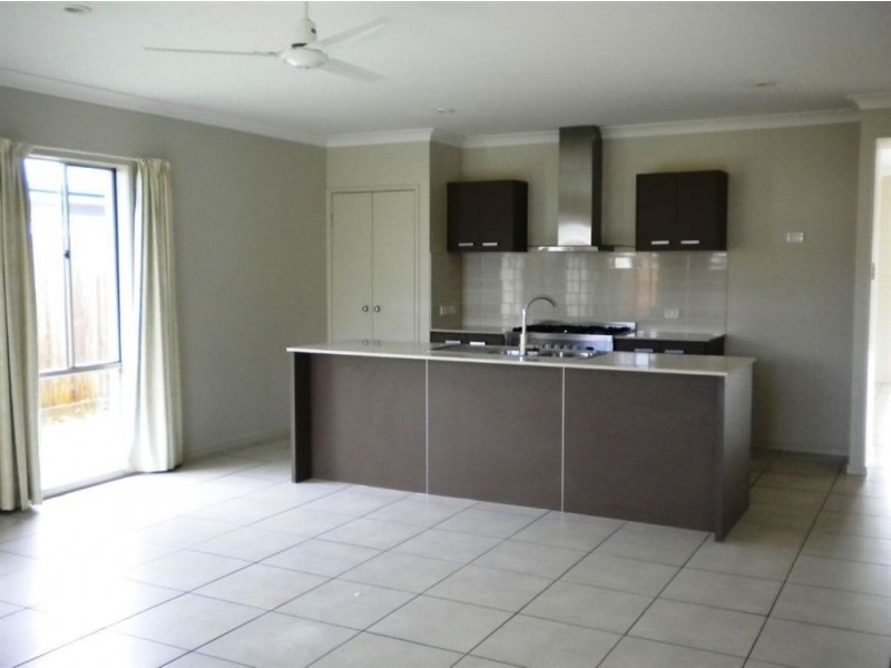 34 Gippsland Place, Caloundra West QLD 4551