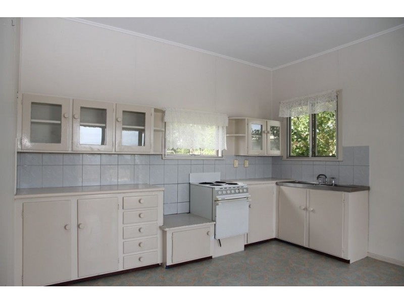 60 Sugar Bag Road, Little Mountain QLD 4551