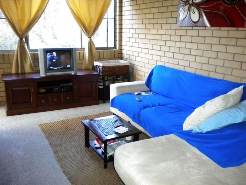 8/6 Coonowrin Street, Dicky Beach QLD 4551