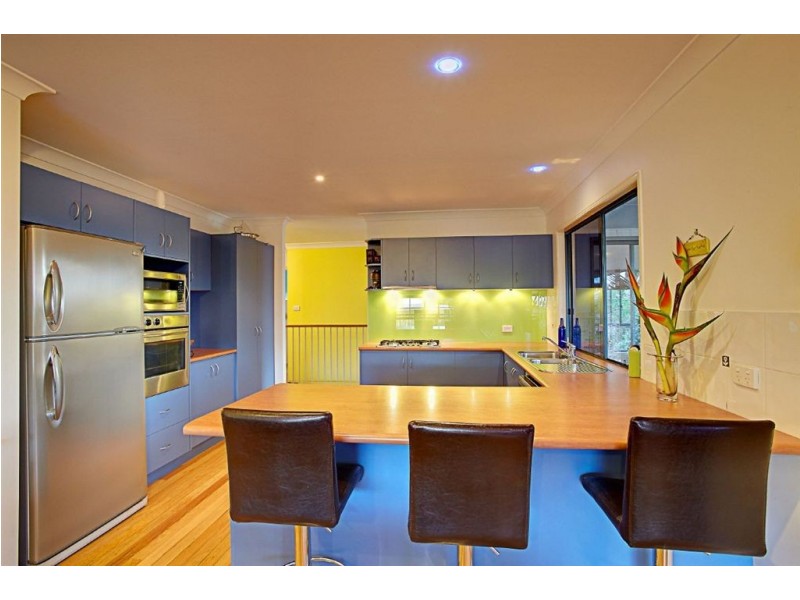 16 Carisbrook Court, Little Mountain QLD 4551