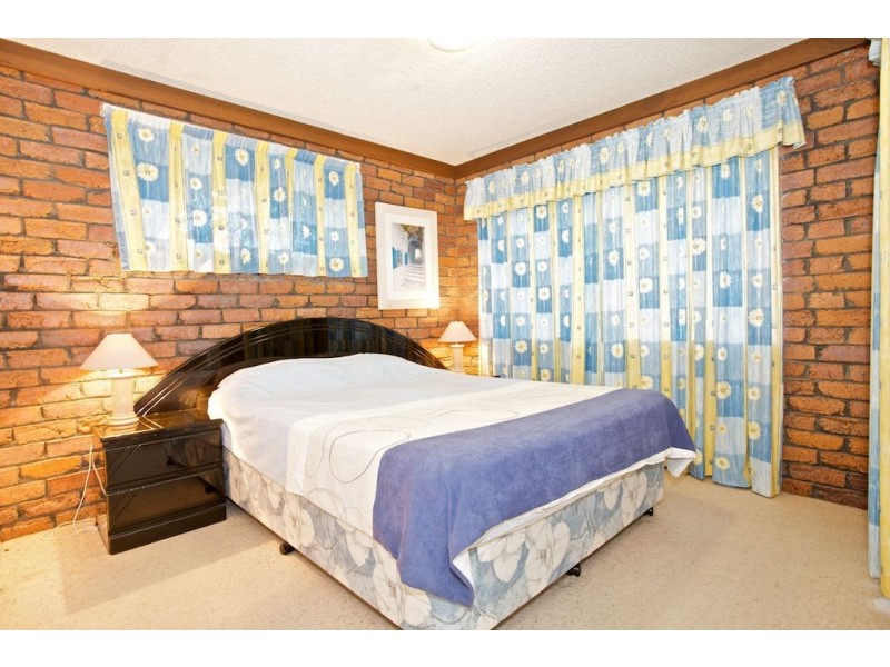 2/7 Warne Terrace, Kings Beach QLD 4551