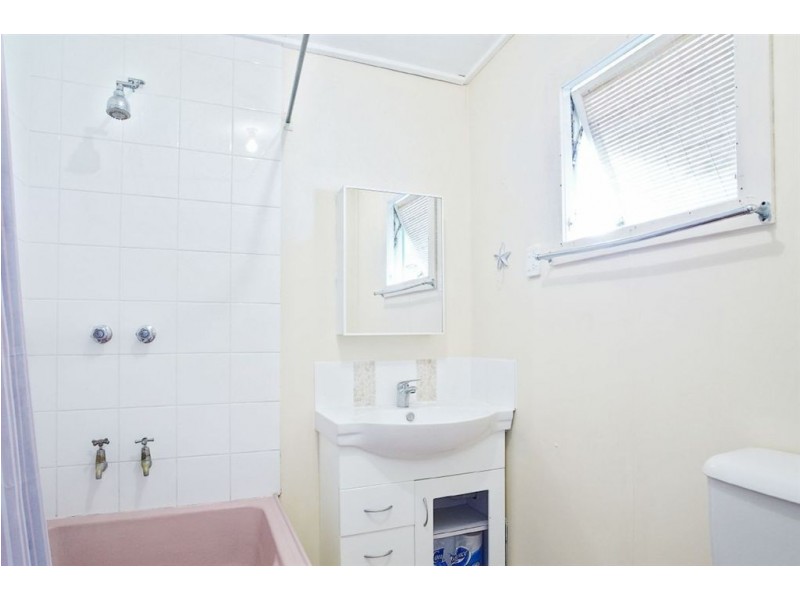 20 Buderim Street, Battery Hill QLD 4551