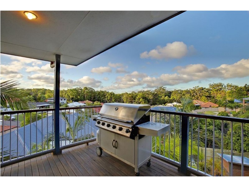 16 Carisbrook Court, Little Mountain QLD 4551