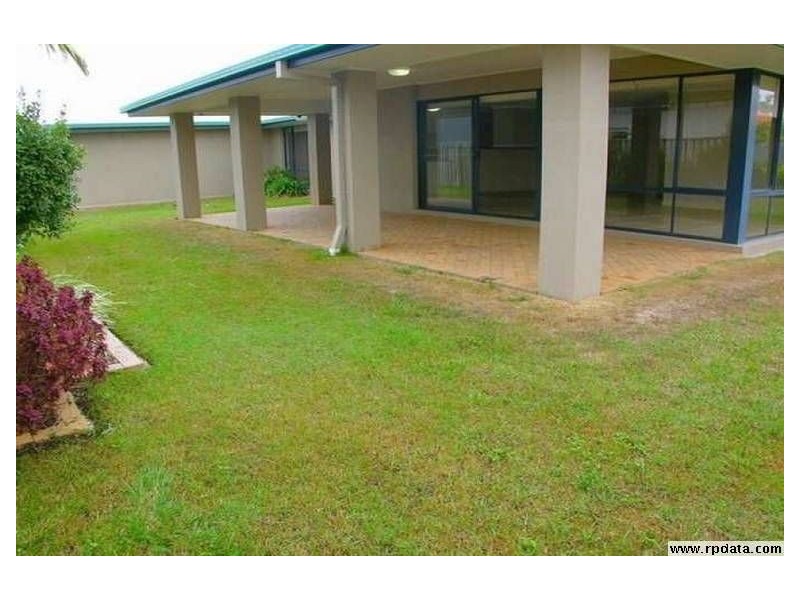 4 Edlundh Court, Pelican Waters QLD 4551