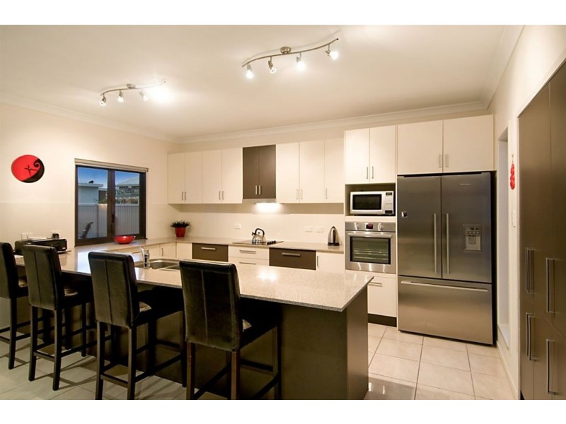 1 Westholme Circuit, Pelican Waters QLD 4551