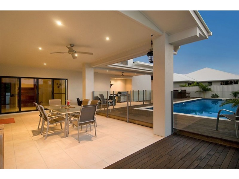 1 Westholme Circuit, Pelican Waters QLD 4551