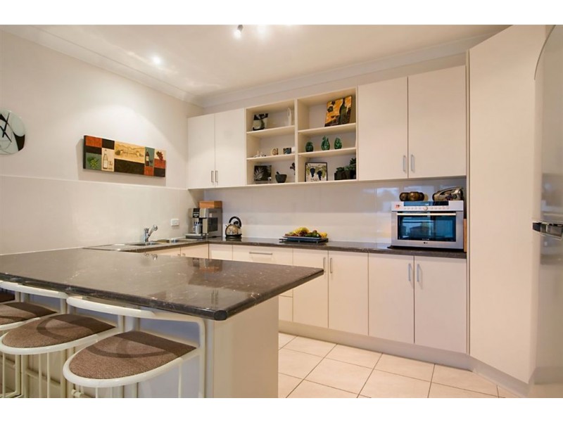 1 Westholme Circuit, Pelican Waters QLD 4551
