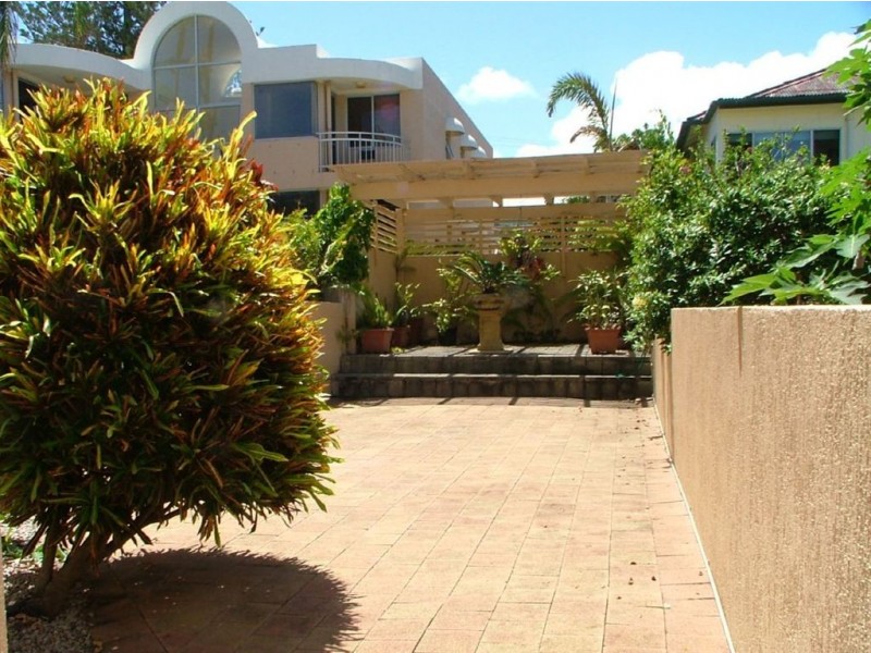 1/21 Warne Terrace, Kings Beach QLD 4551
