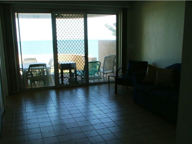 1/21 Warne Terrace, Kings Beach QLD 4551