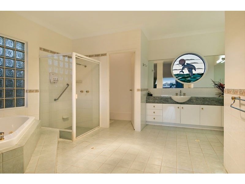 2 Parkhaven Drive, Wurtulla QLD 4575