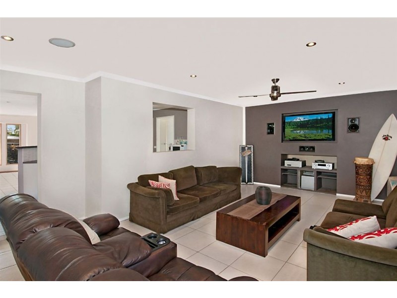 44 Orringa Street, Wurtulla QLD 4575