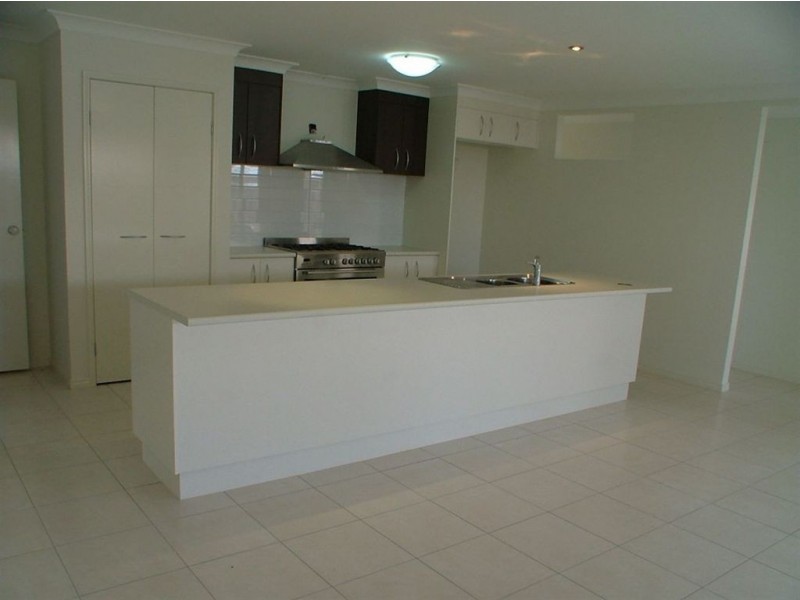 50 Feathertop, Caloundra West QLD 4551