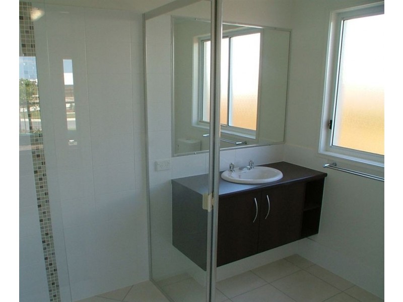 50 Feathertop, Caloundra West QLD 4551