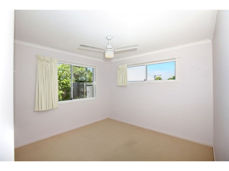 6 Clunie Street, Caloundra West QLD 4551