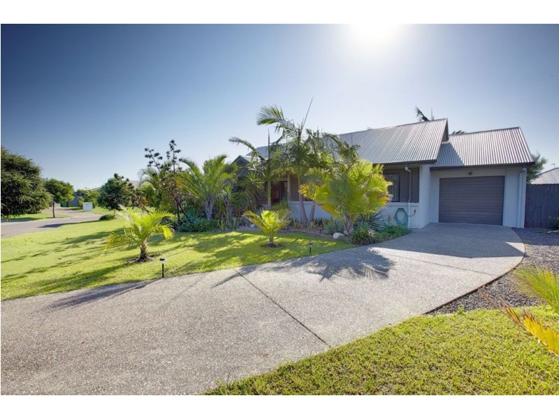 32 Cougal Circuit, Caloundra West QLD 4551
