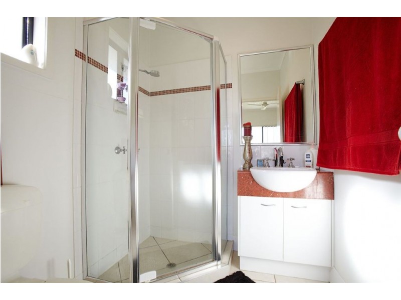 32 Cougal Circuit, Caloundra West QLD 4551