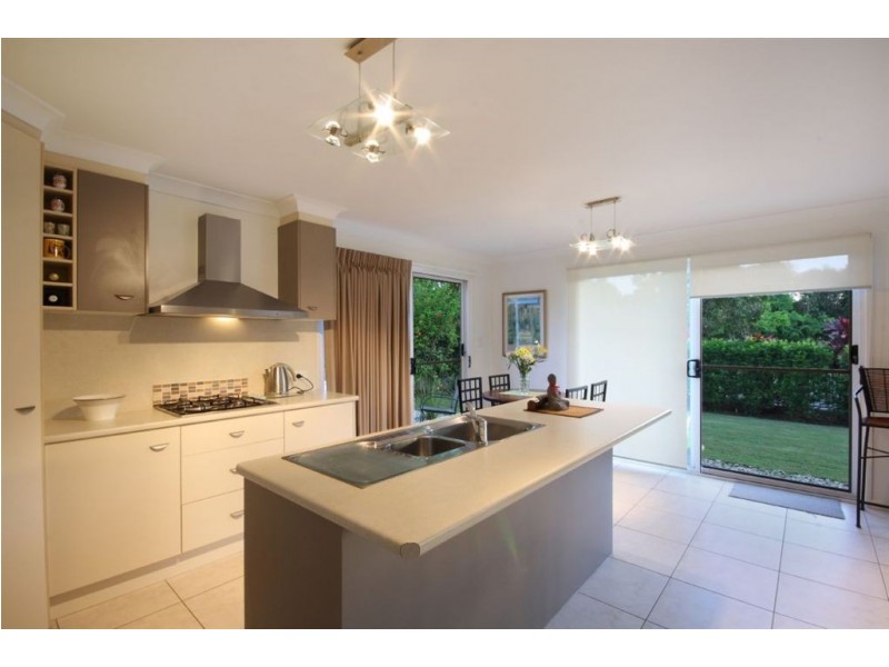 16 Kuthar Street, Pelican Waters QLD 4551