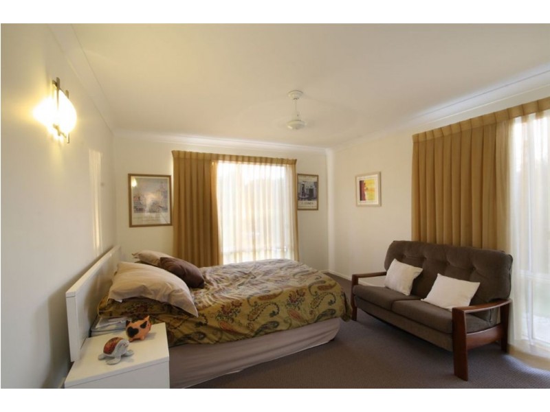 16 Kuthar Street, Pelican Waters QLD 4551