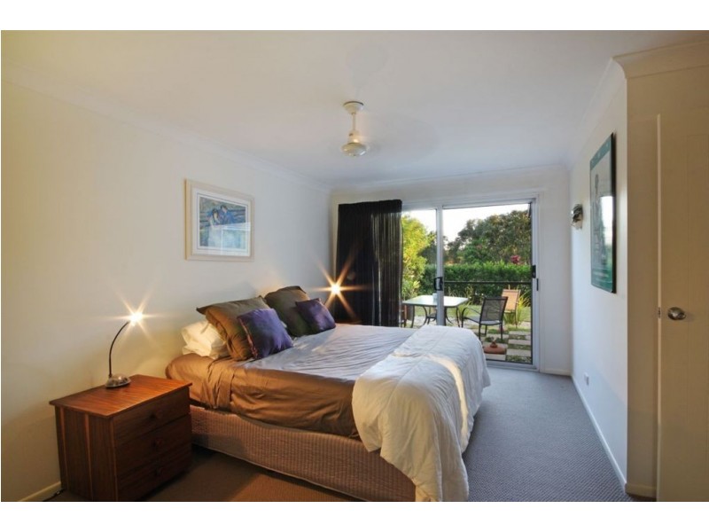 16 Kuthar Street, Pelican Waters QLD 4551