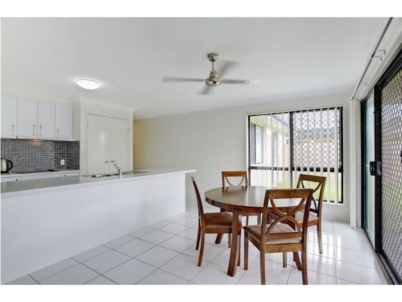 1/10 Tamarind Street, Meridan Plains QLD 4551