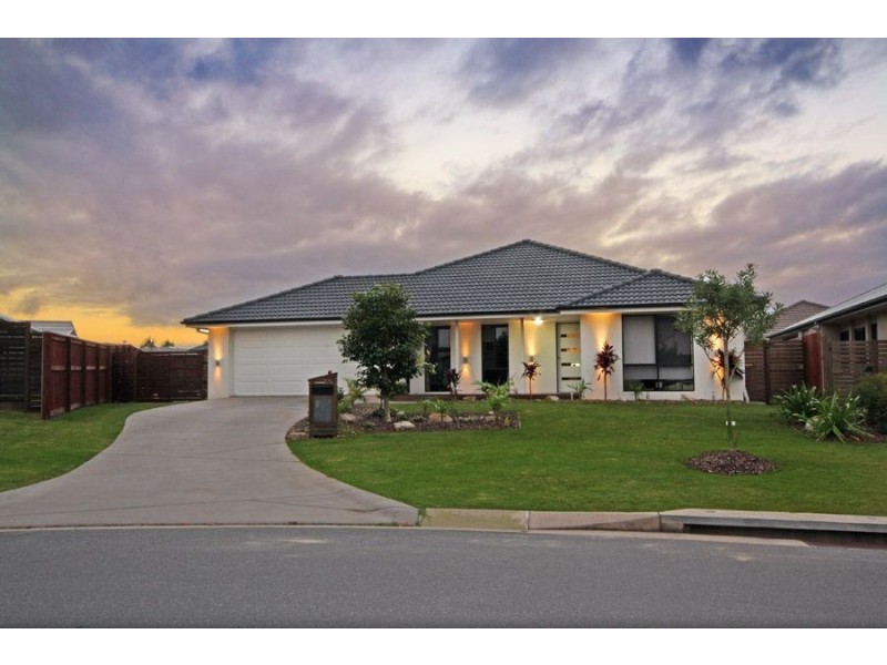 8 Alicia Circuit, Little Mountain QLD 4551