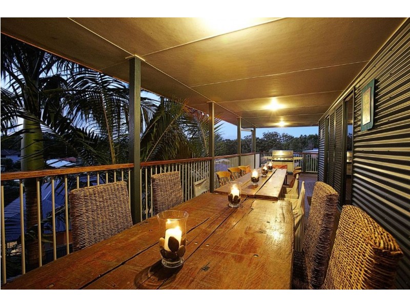 16 Carisbrook Court, Little Mountain QLD 4551