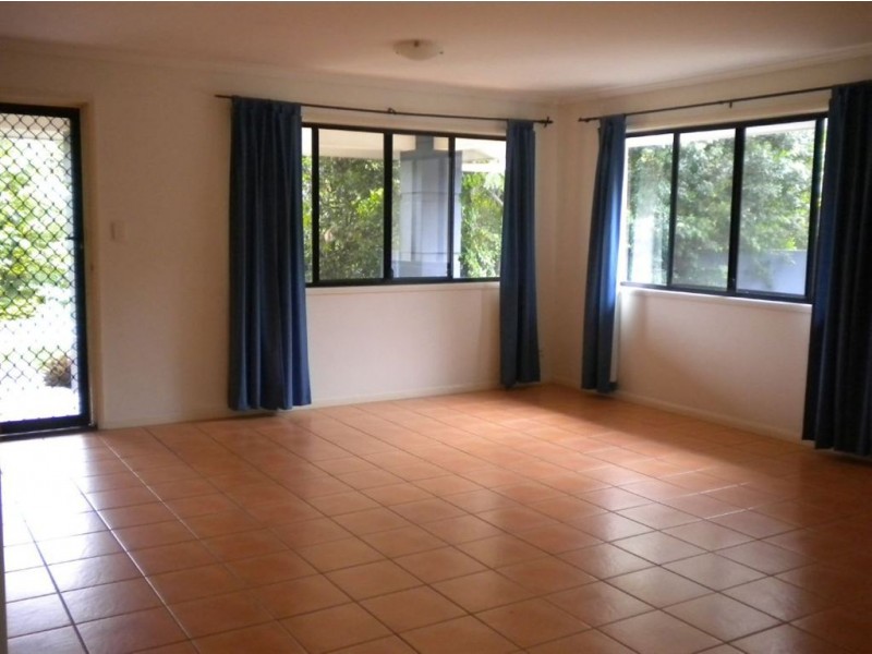 8 Fernleaf Cct, Currimundi QLD 4551