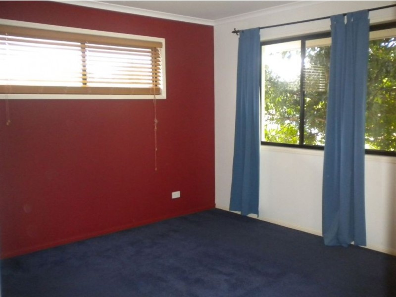 8 Fernleaf Cct, Currimundi QLD 4551