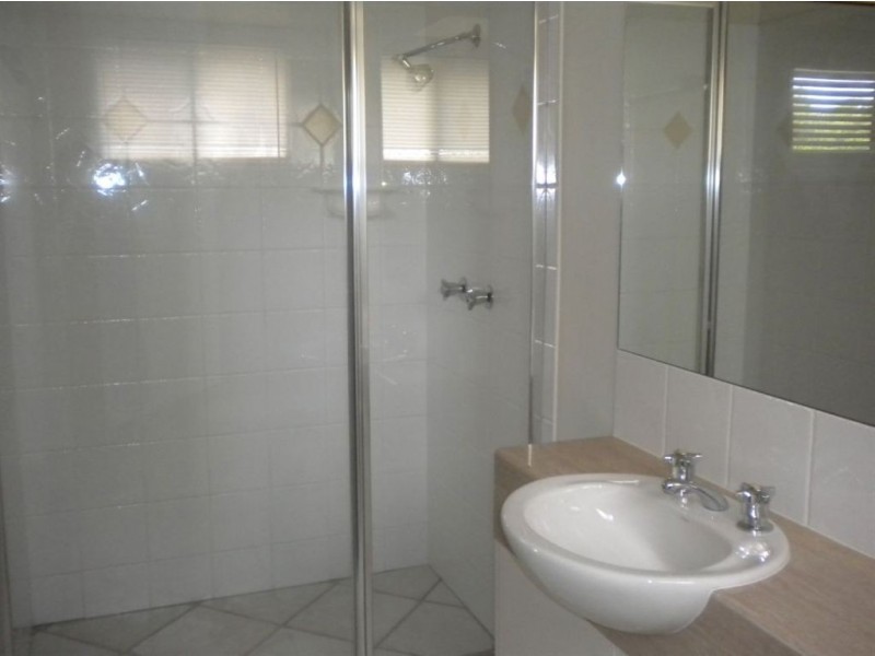 8 Fernleaf Cct, Currimundi QLD 4551