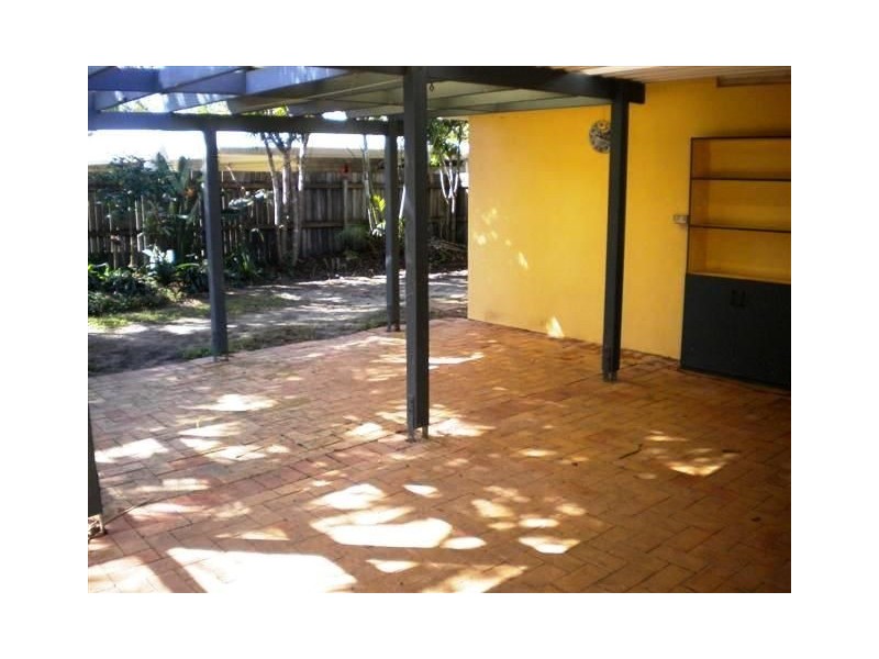 6 Freesia Close, Currimundi QLD 4551