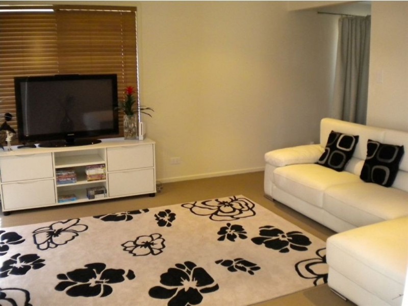 35 Howitt St, Caloundra West QLD 4551