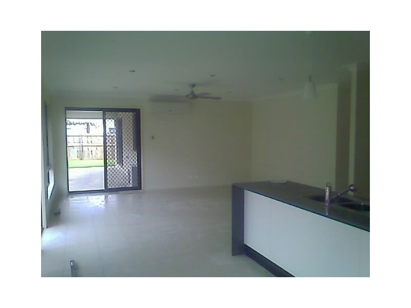 35 Howitt St, Caloundra West QLD 4551