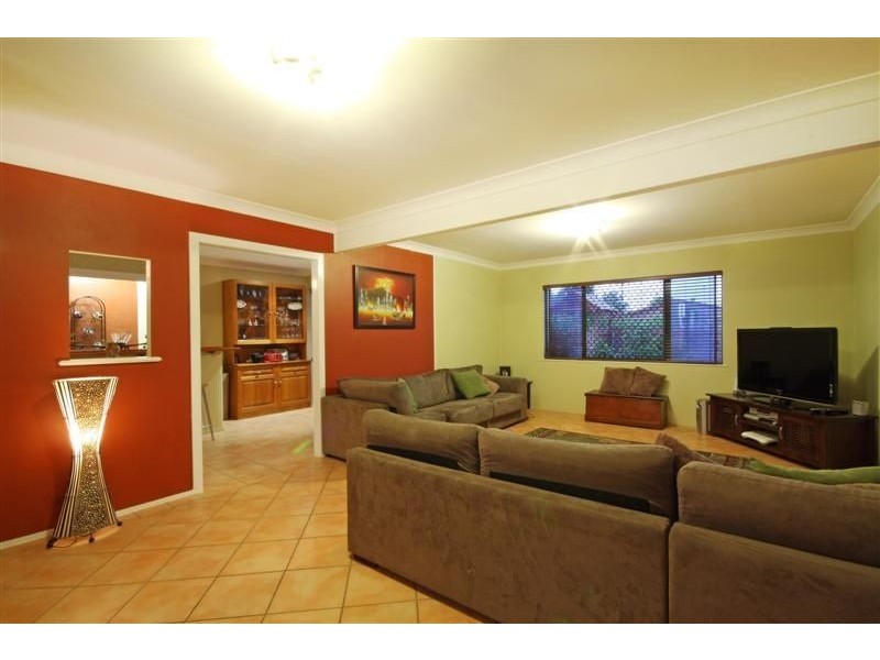 16 Earnshaw Street, Golden Beach QLD 4551