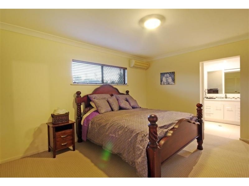 16 Earnshaw Street, Golden Beach QLD 4551