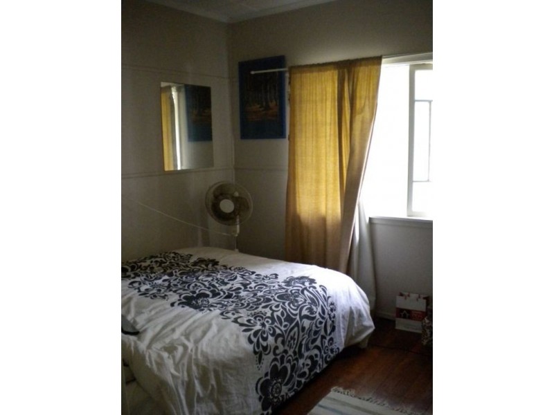 1/1 Mackay Street, Dicky Beach QLD 4551