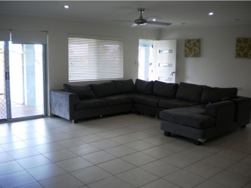 9 Kumala Street, Battery Hill QLD 4551
