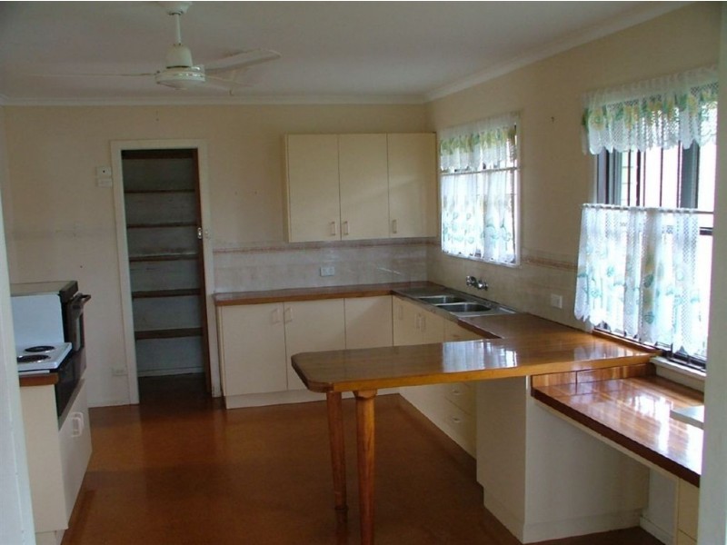 11 Gregory Street, Golden Beach QLD 4551