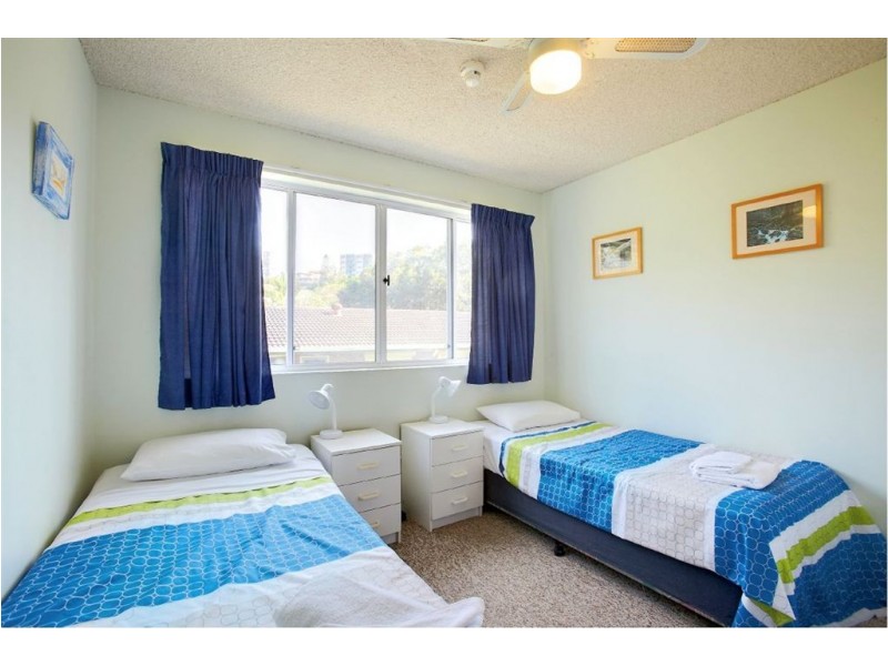 1/1 Saltair Street, Kings Beach QLD 4551