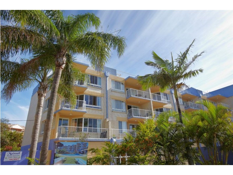 1/1 Saltair Street, Kings Beach QLD 4551