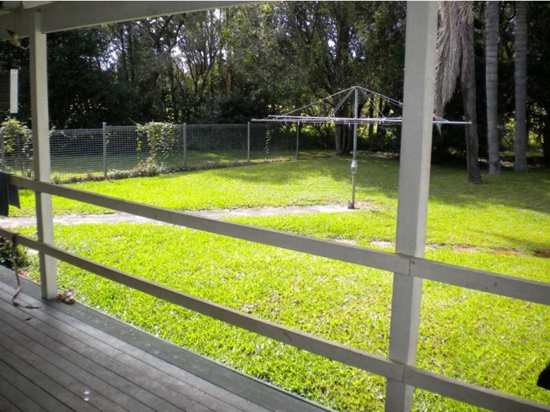 35 First Avenue, Caloundra QLD 4551