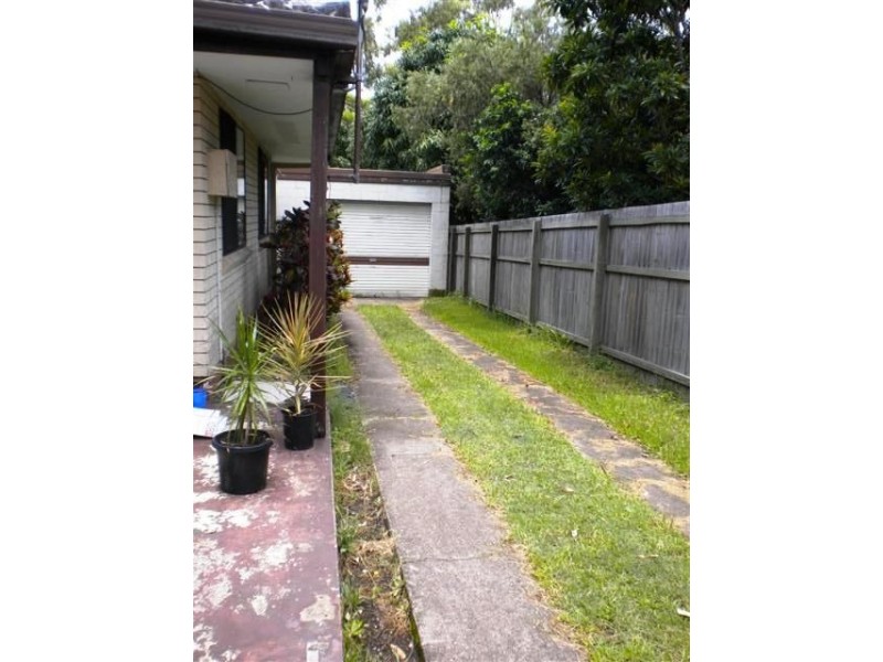 35 First Avenue, Caloundra QLD 4551