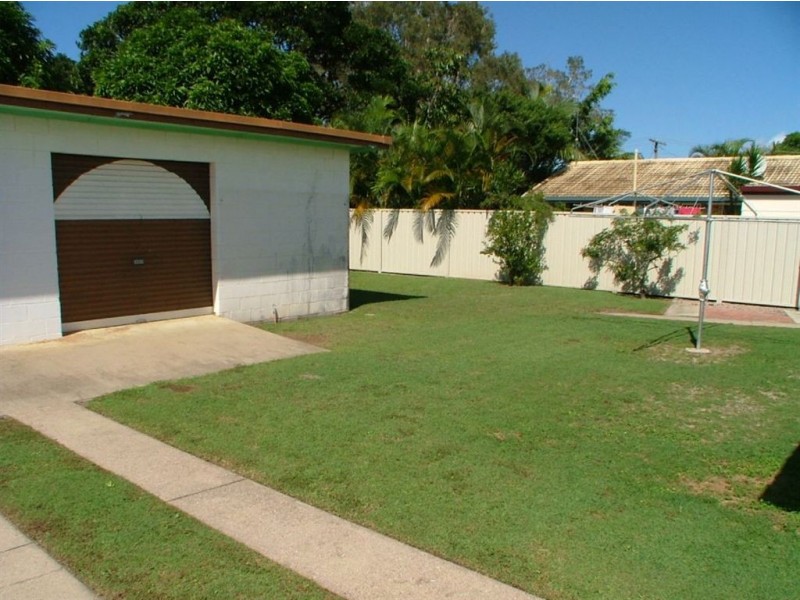11 Coronation Avenue, Golden Beach QLD 4551