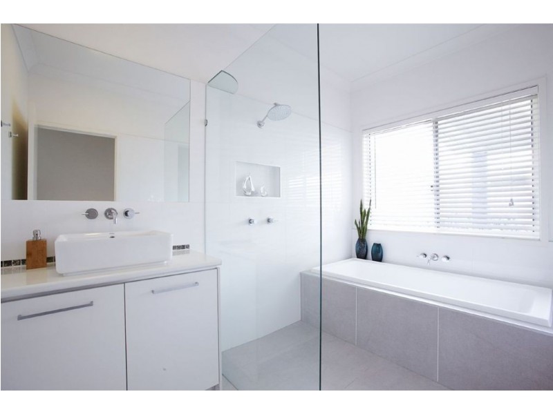 27 Myrtle Place, Mountain Creek QLD 4557