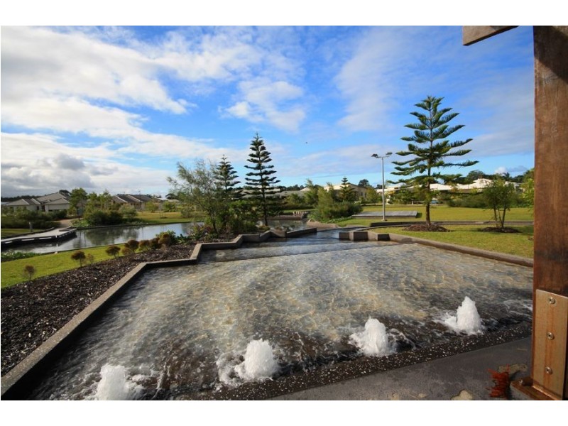 23 Trinity Place, Pelican Waters QLD 4551