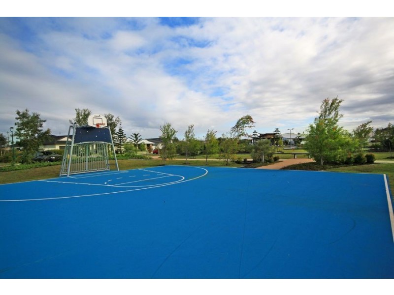23 Trinity Place, Pelican Waters QLD 4551