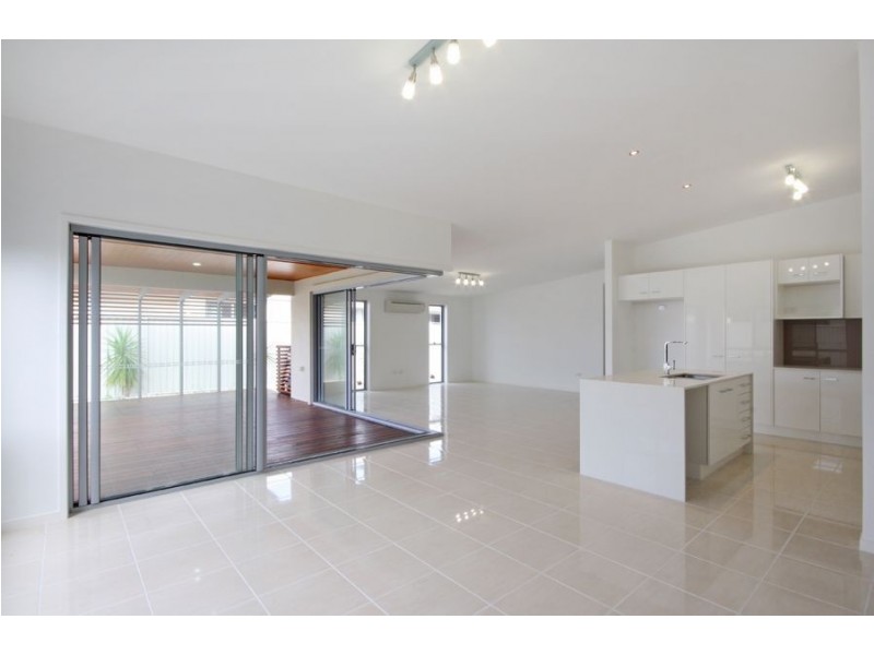 23 Trinity Place, Pelican Waters QLD 4551