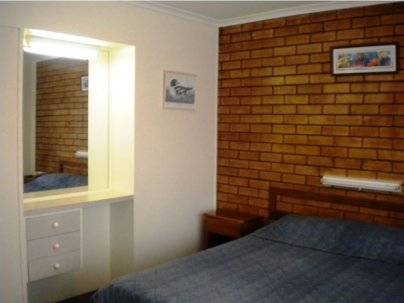 6 Golden Beach Esplanade, Golden Beach QLD 4551