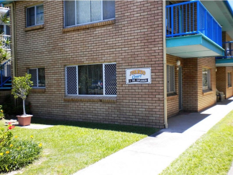 6 Golden Beach Esplanade, Golden Beach QLD 4551